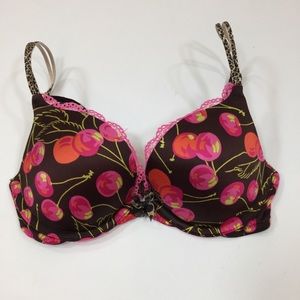 Victoria's Secret Intimates & Sleepwear - Victoria’s Secret Very Sexy Push-up 32C Victoria's Secret Intimates & Sleepwear - Victoria’s Secret Very Sexy Push-up 32C